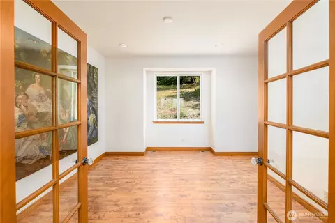 Entry Way - 823 Fox Hollow Rd, Sequim, WA 98382 photo 2 of 2