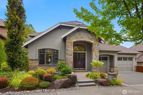 522 Timber Creek Dr NW, Issaquah, WA 98027