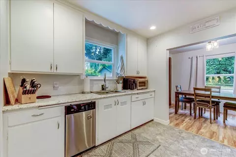 Kitchen - 624 Madison St, Everett, WA 98203 photo 3 of 3
