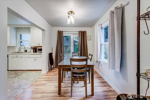 Dining - 624 Madison St, Everett, WA 98203 photo 1 of 1