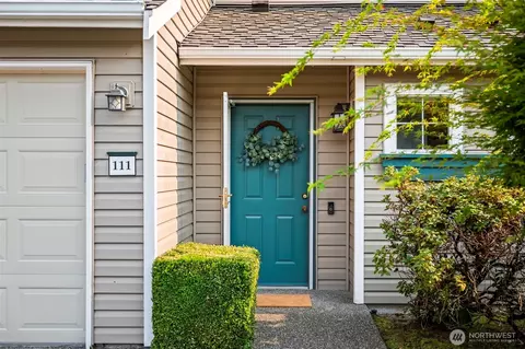 4802 Nassau Ave NE #111, Tacoma, WA 98422