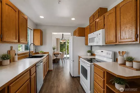 Kitchen - 625 101st Pl SE #A, Everett, WA 98208 photo 1 of 4