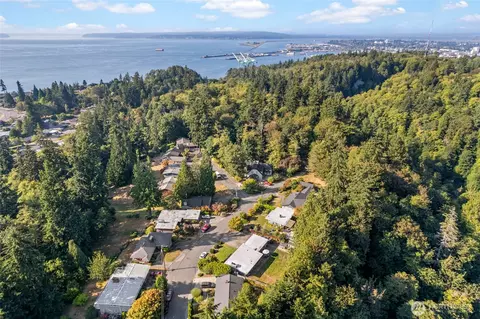 View/Area - 419 E View Ridge Dr, Everett, WA 98203 photo 3 of 3