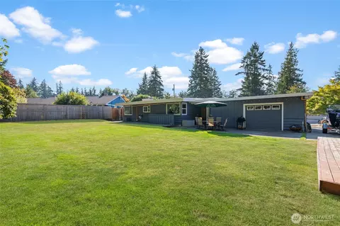 Exterior - 419 E View Ridge Dr, Everett, WA 98203 photo 7 of 10