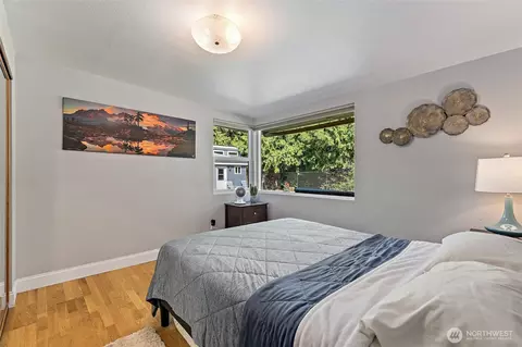 Bedroom - 419 E View Ridge Dr, Everett, WA 98203 photo 1 of 5