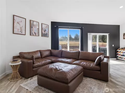 Living - 7253 Radius Loop SE, Lacey, WA 98513 photo 2 of 4
