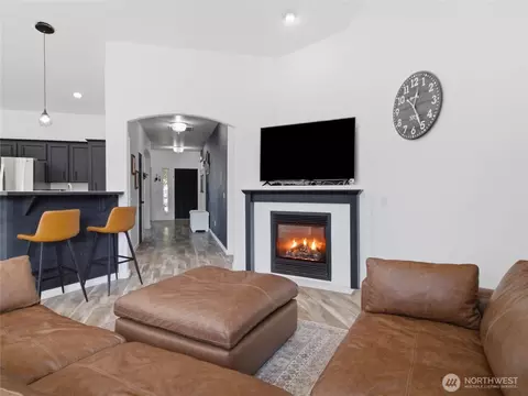 Living - 7253 Radius Loop SE, Lacey, WA 98513 photo 4 of 4