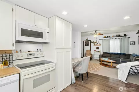 Kitchen - 515 1st St, Sultan, WA 98294 photo 4 of 4