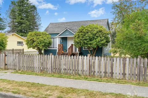 Exterior - 515 1st St, Sultan, WA 98294 photo 8 of 8