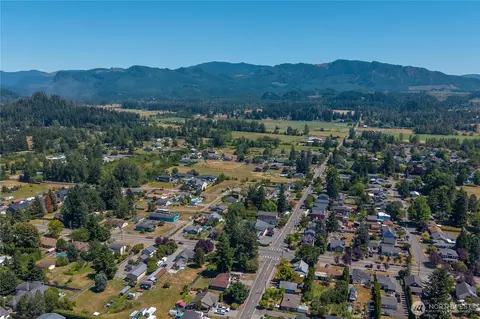 1627 Mchugh Ave, Enumclaw, WA 98022 photo 11