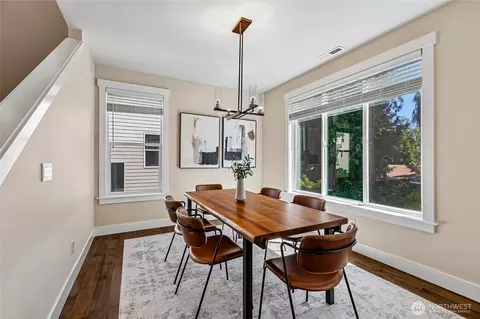 Dining - 19729 Meridian Pl W, Bothell, WA 98012 photo 1 of 2