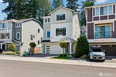 Exterior - 19729 Meridian Pl W, Bothell, WA 98012 photo 3 of 5