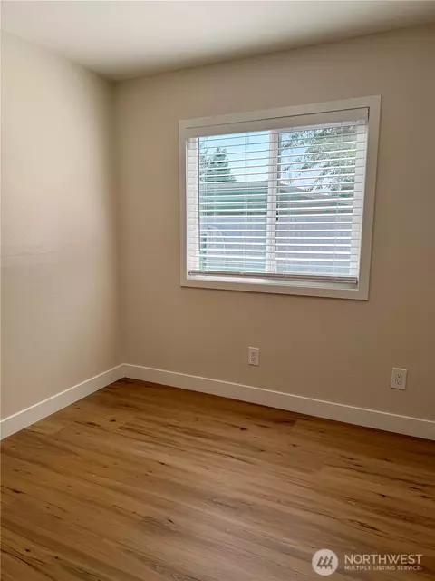 Bedroom - 3333 228th St SE #84, Bothell, WA 98021 photo 3 of 4