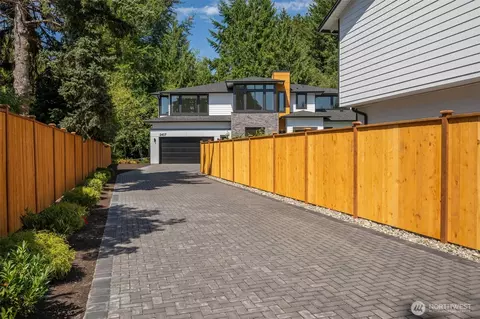 Exterior - 2407 192nd St SE, Bothell, WA 98012 photo 5 of 5