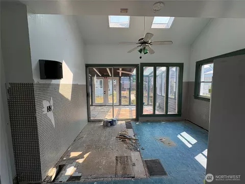 Other - 2517 Rainier Ave, Everett, WA 98201 photo 2 of 5