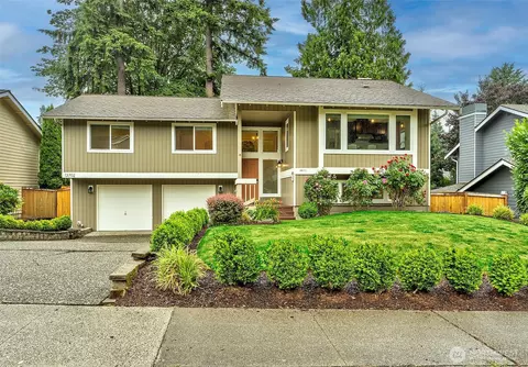13702 173rd Pl NE, Redmond, WA 98052