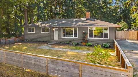 14333 165th Pl SE, Renton, WA 98059