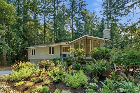 25120 SE 14th St, Sammamish, WA 98075