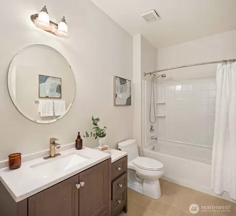 Bath - 20233 NE 124th St #89, Bothell, WA 98011 photo 1 of 5
