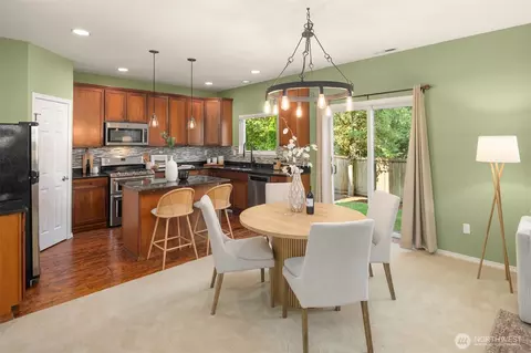 Dining - 20233 NE 124th St #89, Bothell, WA 98011 photo 1 of 2