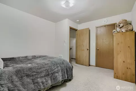 Bedroom - 6101 Mcdougal Ave, Everett, WA 98203 photo 2 of 7