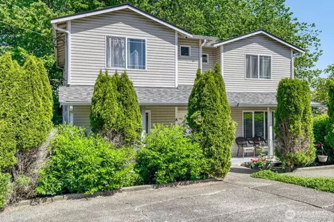 Exterior - 6101 Mcdougal Ave, Everett, WA 98203 photo 2 of 6
