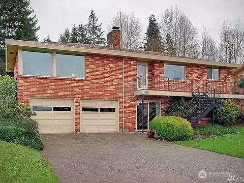 88 Monterey Pl NE, Renton, WA 98056