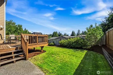 Exterior - 10423 30th Dr SE, Everett, WA 98208 photo 6 of 9