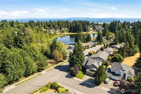 View/Area - 10423 30th Dr SE, Everett, WA 98208 photo 1 of 4