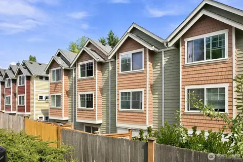 12307 10th Pl NE UNIT C, Seattle, WA 98125