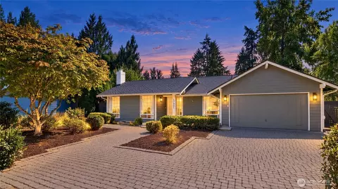 17921 NE 27th St, Redmond, WA 98052