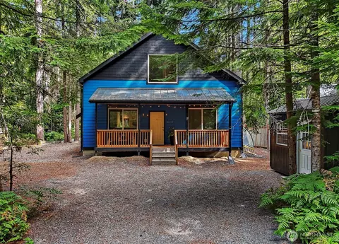 31219 555th St E, Ashford, WA 98304
