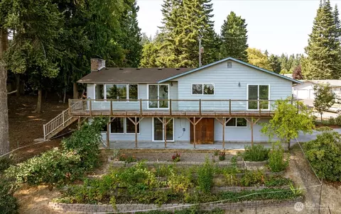 6838 Gibralter Dr, Anacortes, WA 98221