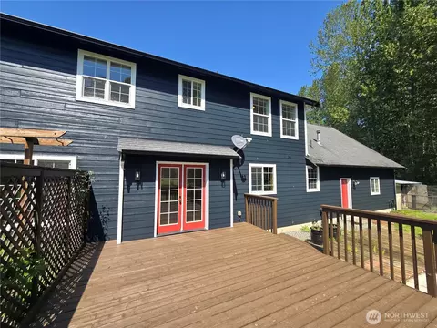 Exterior - 3395 Mack Rd, Everson, WA 98247 photo 3 of 7