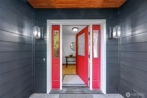 Entry Way - 3395 Mack Rd, Everson, WA 98247 photo 1 of 2