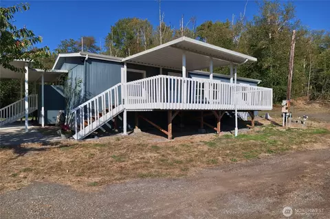 1877 Old Hwy 99 North Rd, Burlington, WA 98233