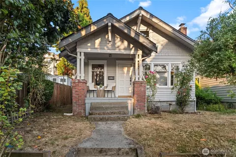 631 N Steele St, Tacoma, WA 98406