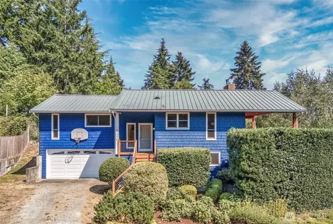 10514 SW 110th St, Vashon, WA 98070