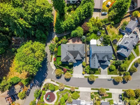 View/Area - 10833 NE 190th Pl, Bothell, WA 98011 photo 1 of 5