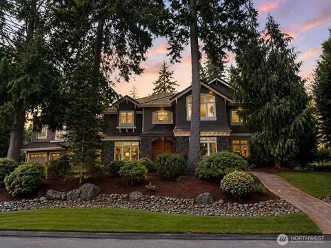 4704 Saddleback Dr NW, Gig Harbor, WA 98332