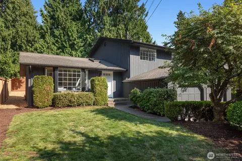 11228 108th Ave NE, Kirkland, WA 98033