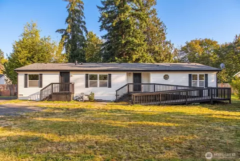 5320 Erlands Point Rd NW, Bremerton, WA 98312