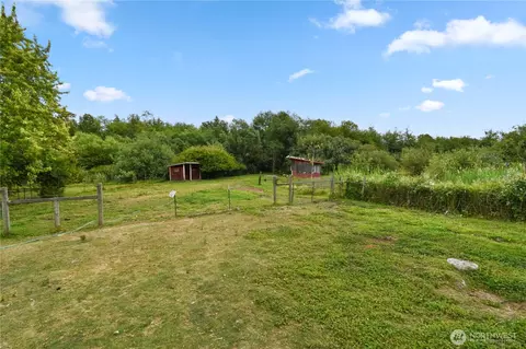 Exterior - 18268 Colony Rd, Bow, WA 98232 photo 6 of 12