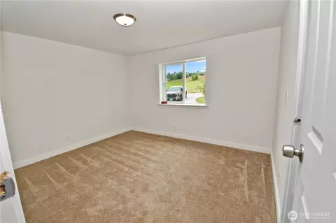 Bedroom - 18268 Colony Rd, Bow, WA 98232 photo 2 of 8