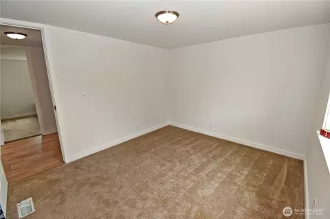 Bedroom - 18268 Colony Rd, Bow, WA 98232 photo 3 of 8