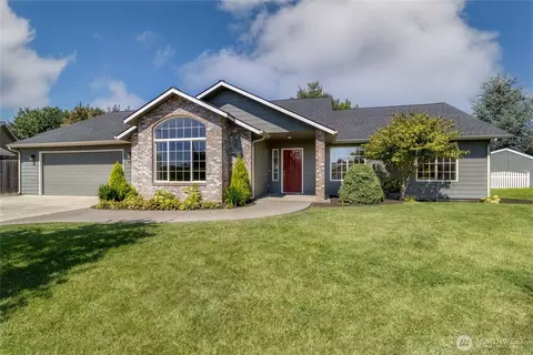1716 SE Grassland Ct, College Place, WA 99324
