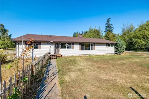 849 Burlingame Rd, Mount Vernon, WA 98274