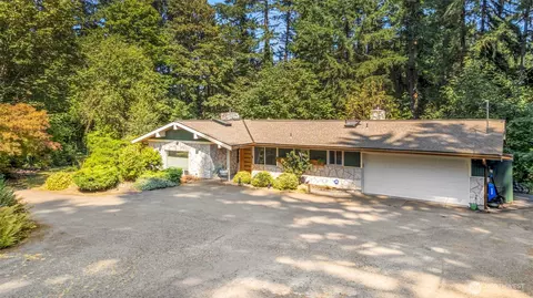 5811 Vickery Ave E, Tacoma, WA 98443