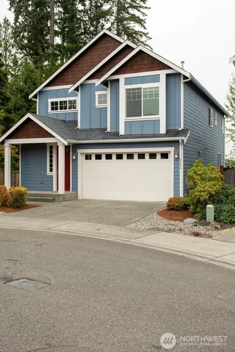 Exterior - 2824 93rd Pl SE, Everett, WA 98208 photo 4 of 7