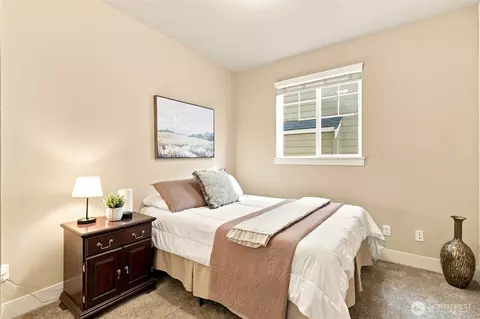 Bedroom - 23119 36th Dr SE, Bothell, WA 98021 photo 1 of 4